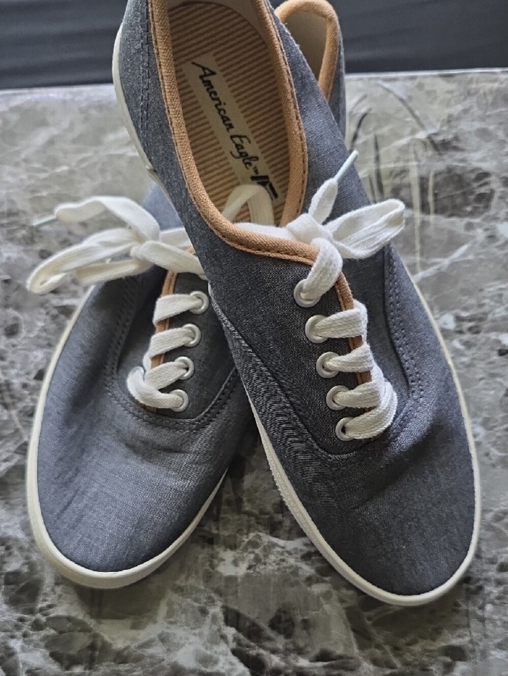 American Eagle Outfitters Gray Canvas Lace-Up Sneakers